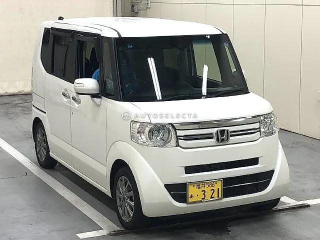 Honda N-BOX 2017, auction grade 4