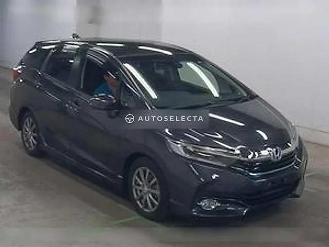 Honda Shuttle 2016, auction grade 4