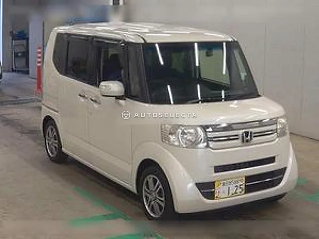 Honda N-BOX 2016, auction grade 4