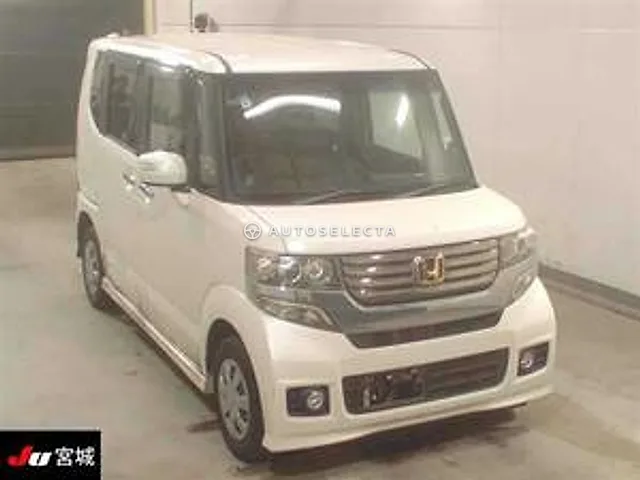 Honda N-BOX 2012, auction grade 3