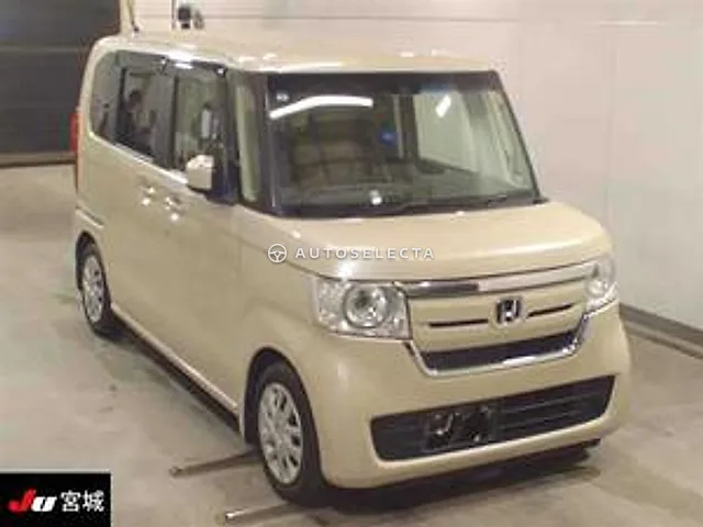 Honda N-BOX 2017, auction grade 3.5