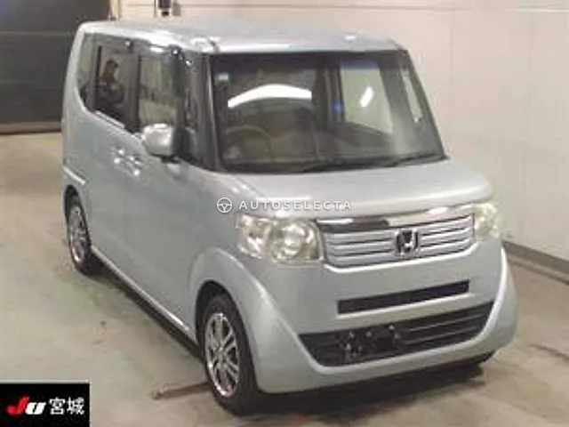 Honda N-BOX 2013, auction grade 4