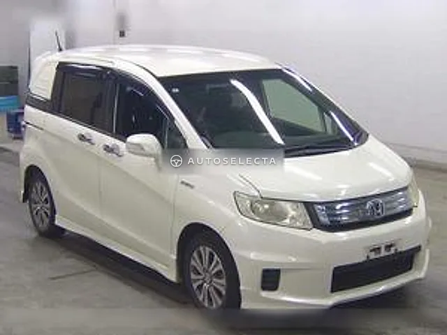 Honda Freed Spike Hybrid 2012, auction grade 3.5