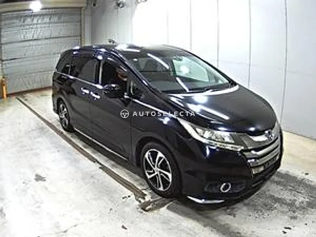 Honda Odyssey 2013, auction grade 4