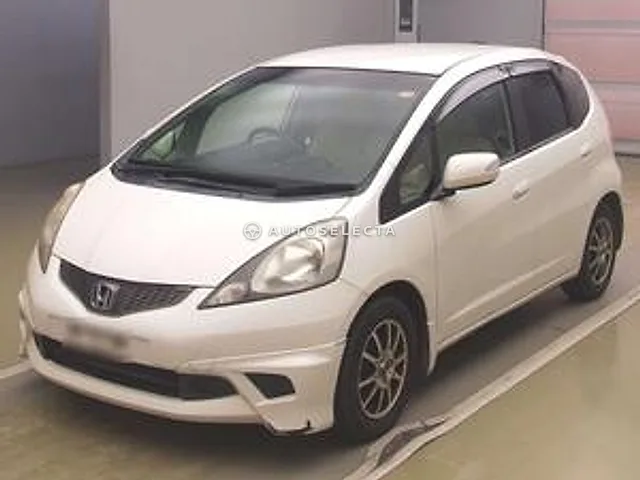 Honda Fit 2010, auction grade 3
