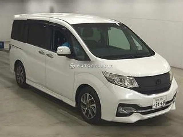 Honda Stepwgn Spada 2016, auction grade 3.5
