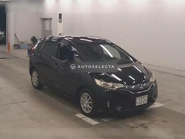 Honda Fit 2014, auction grade 4