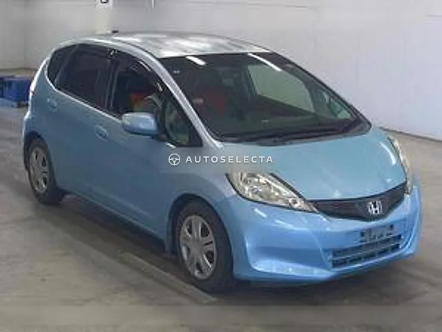 Honda Fit 2013, auction grade 3.5