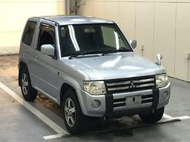 Mitsubishi Pajero Mini 2010, auction grade 3.5
