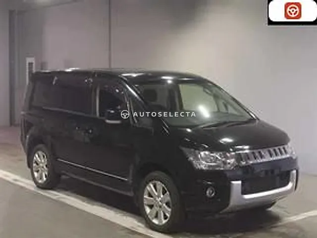 Mitsubishi Delica D:5 2017, auction grade 3.5