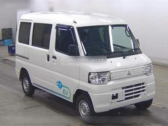 Mitsubishi Minicab MiEV 2022, auction grade 4