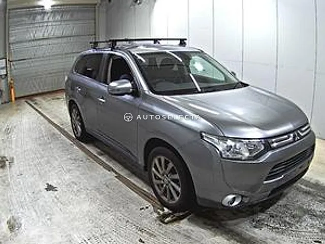 Mitsubishi Outlander 2014, auction grade 3.5