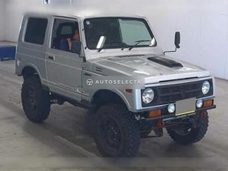 Suzuki Jimny 1995, photo 1 of 6