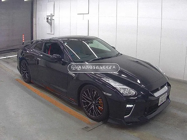 Nissan GT-R 2021, auction grade 4.5
