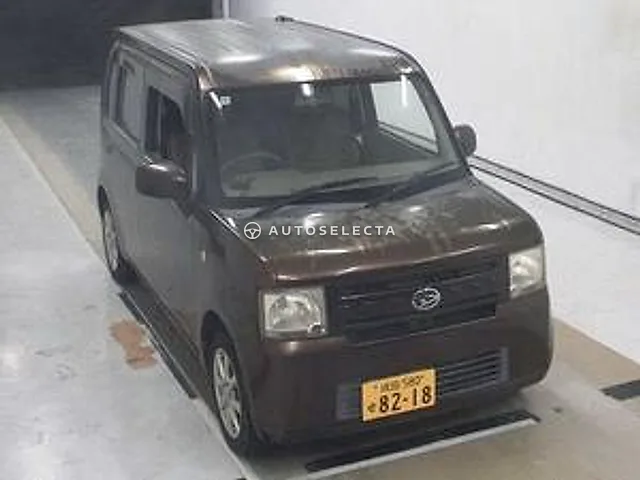 Daihatsu Move Conte 2012, auction grade 3