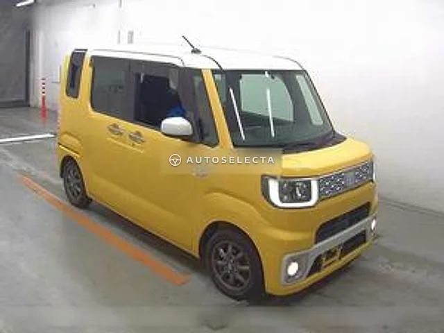 Daihatsu Wake 2015, auction grade 3.5