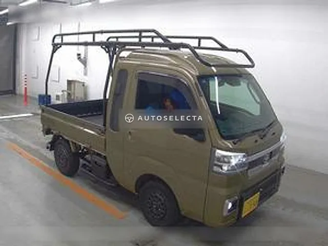 Daihatsu Hijet Truck 2023, auction grade 5