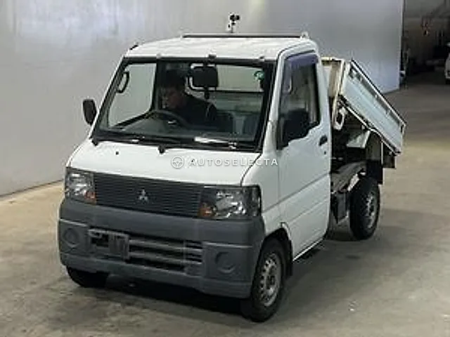 Mitsubishi Minicab Truck 2006, auction grade 3.5