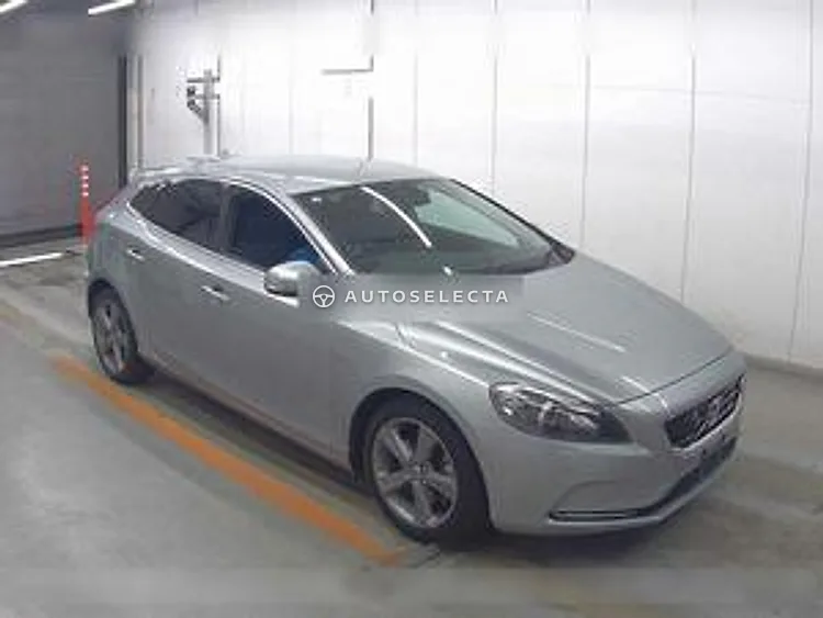 Volvo V40 2013, photo 1 of 1