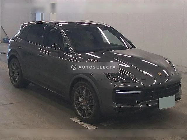Porsche Cayenne 2019, auction grade 4.5