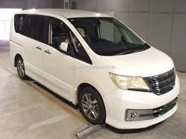 Nissan Serena 2011, auction grade 3.5