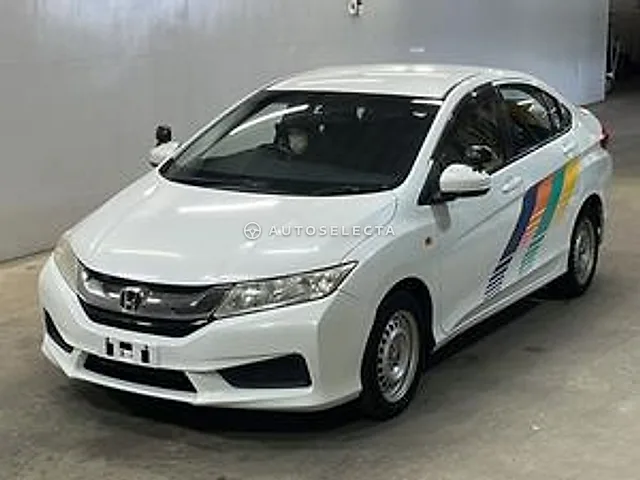 Honda Grace 2016, auction grade 3.5