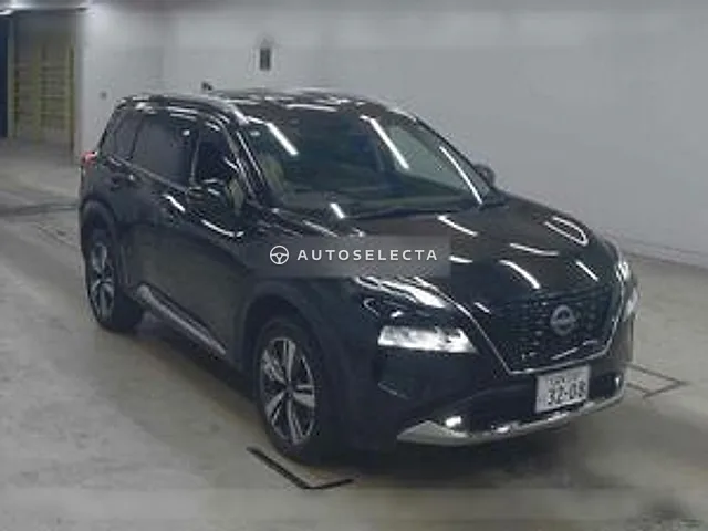 Nissan X-Trail 2024, auction grade 5