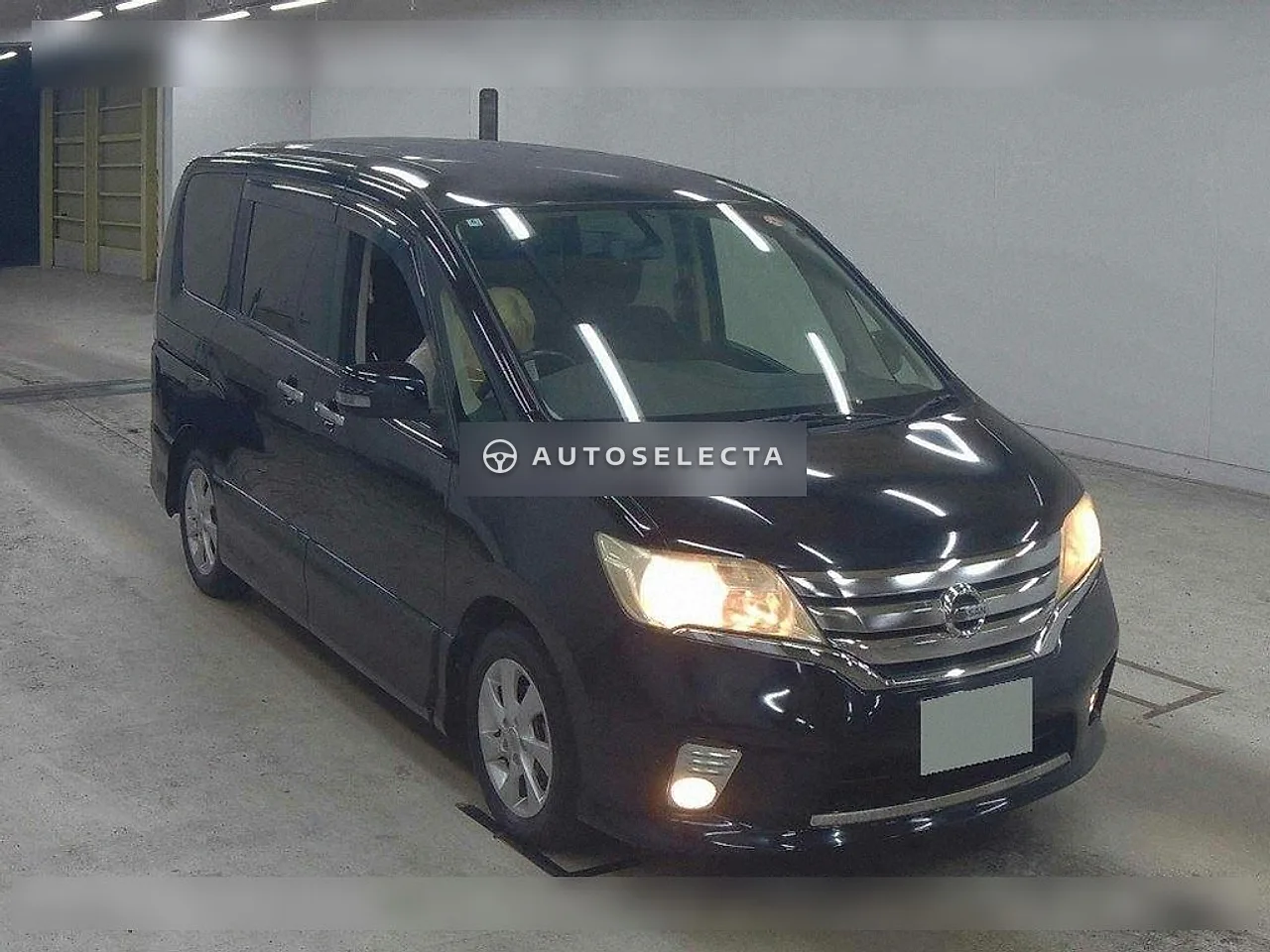 Nissan Serena 2012, photo 1 of 1