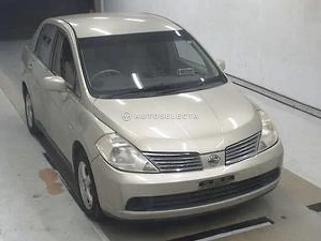 Nissan Tiida Latio 2007, auction grade R