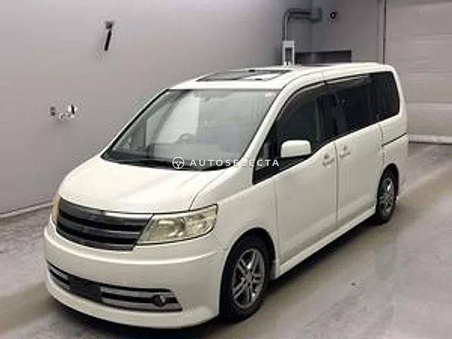 Nissan Serena 2006, auction grade RA