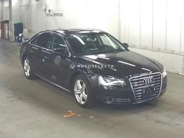 Audi A8 2011, auction grade 4