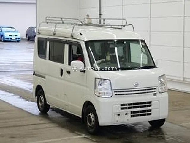 Nissan NV100 Clipper 2017, auction grade 3