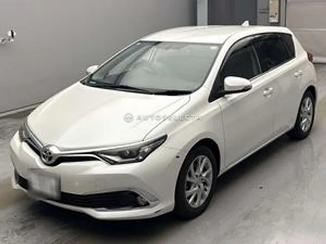 Toyota Auris 2016, auction grade 4