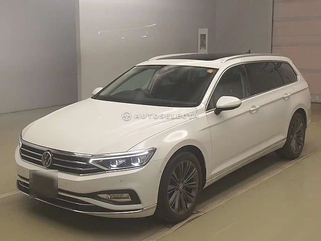 Volkswagen Passat Variant 2021, auction grade 4.5