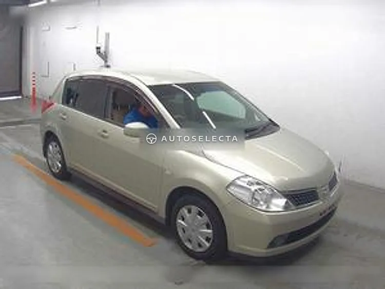 Nissan Tiida 2005, photo 1 of 1