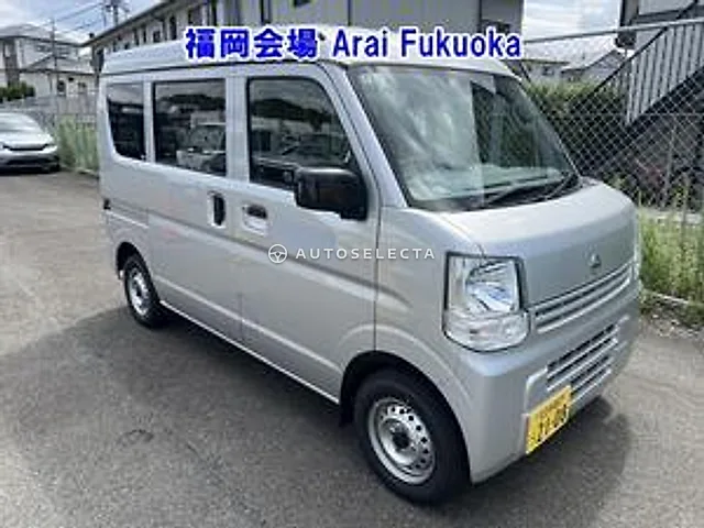Nissan NV100 Clipper 2021, auction grade 3.5
