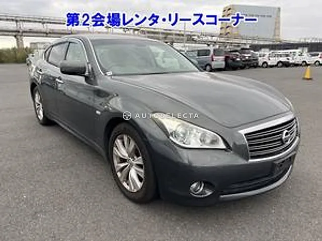 Nissan Fuga 2011, auction grade 3.5