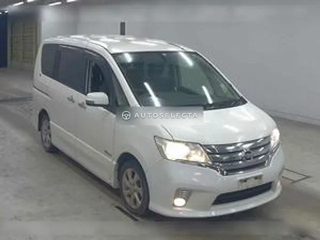 Nissan Serena 2013, auction grade 3