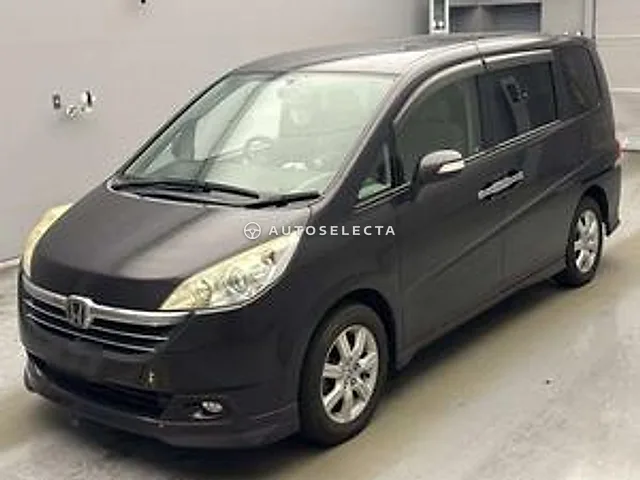 Honda Stepwgn 2005, auction grade 3.5