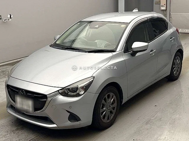 Mazda Demio 2018, auction grade 4