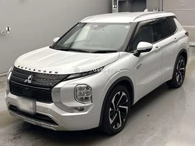 Mitsubishi Outlander PHEV 2022, auction grade 4.5