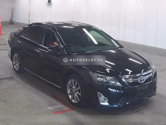 Toyota Camry 2013, auction grade 4