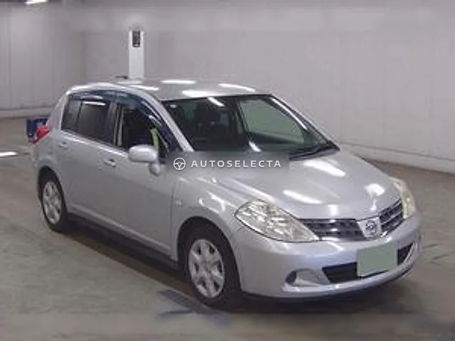 Nissan Tiida 2012, auction grade 3.5