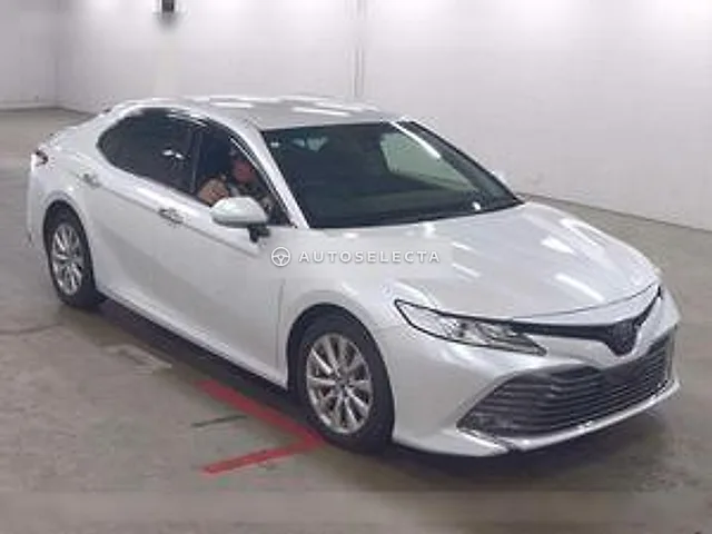 Toyota Camry 2018, auction grade 4.5