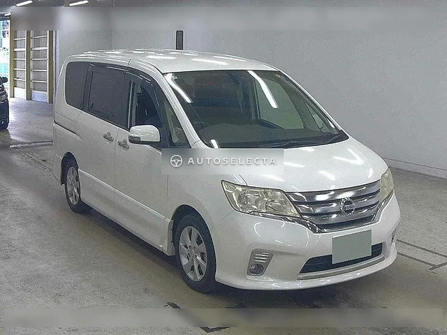Nissan Serena 2012, auction grade 4