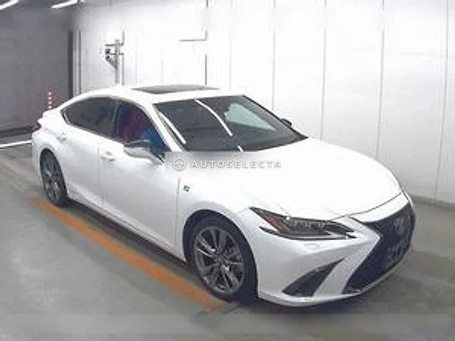 Lexus ES 2019, auction grade 3.5
