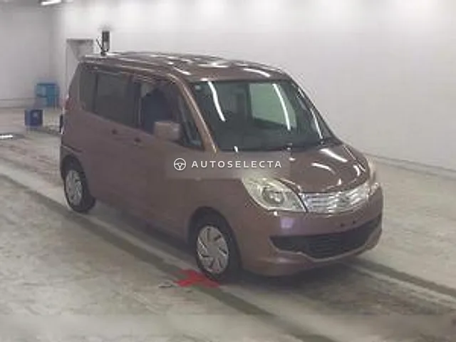 Suzuki Solio 2012