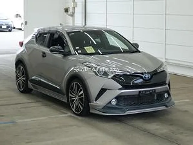 Toyota C-HR 2017, auction grade 4