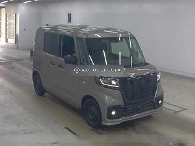Suzuki Spacia Base 2022, auction grade 4.5