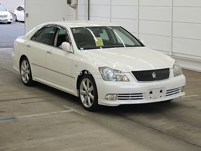 Toyota Crown 2005, auction grade 3.5